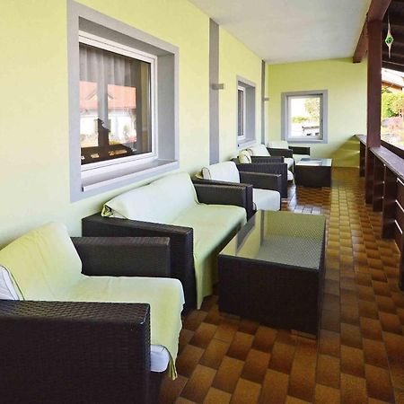Gemuetliches Apartment In Ruhelage فيلاخ المظهر الخارجي الصورة